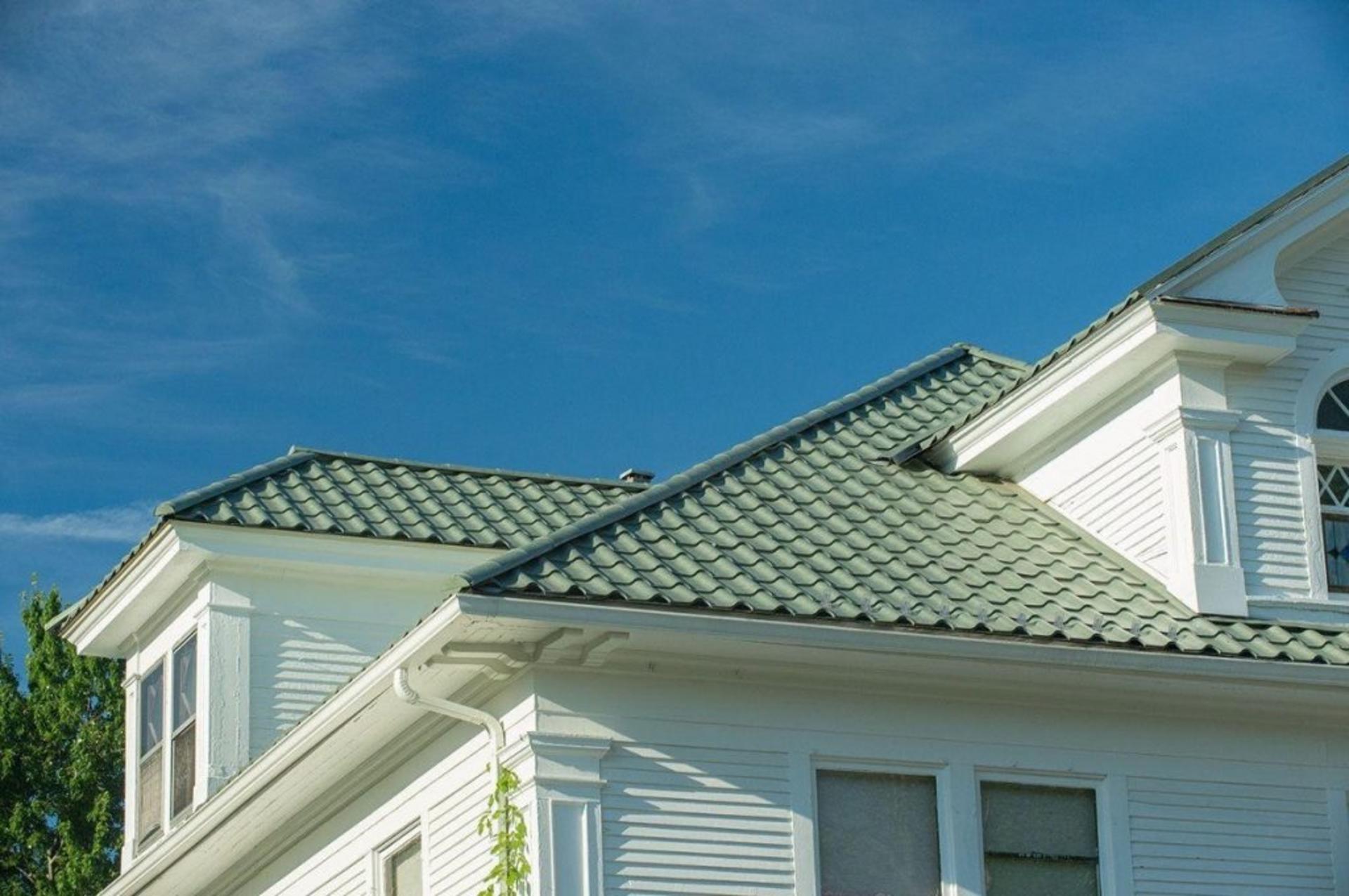 Hình ảnh minh họa mái tôn Phumy Emax, Promax & prime - Xanh rêu nhạt