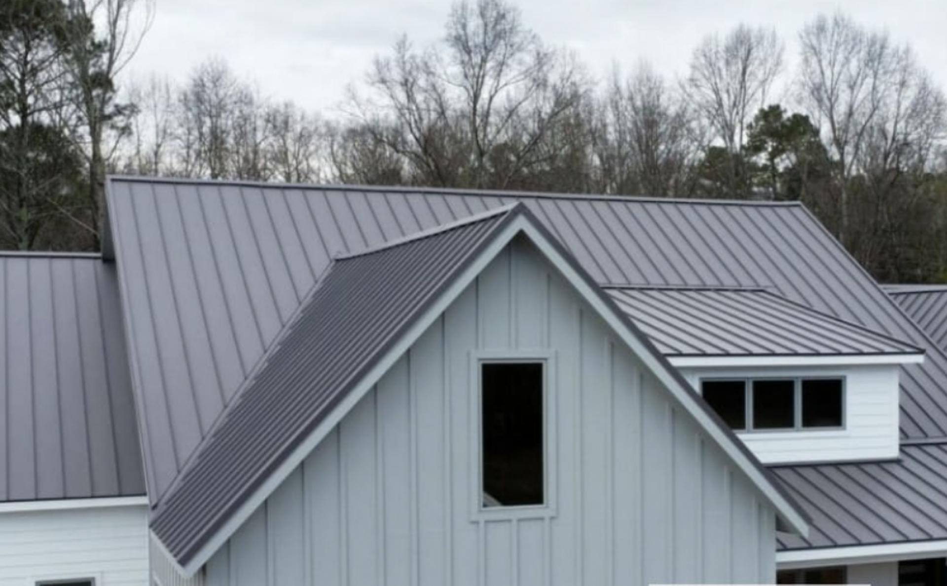 Hình ảnh minh họa mái tôn Phumy Diamond - Xám Phát Lộc