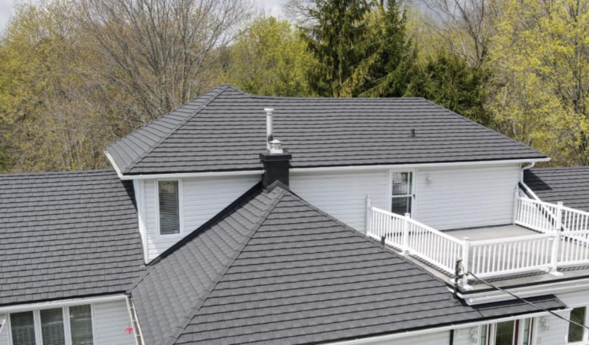 Hình ảnh minh họa mái tôn Phumy Diamond - Lạnh Trường Sinh