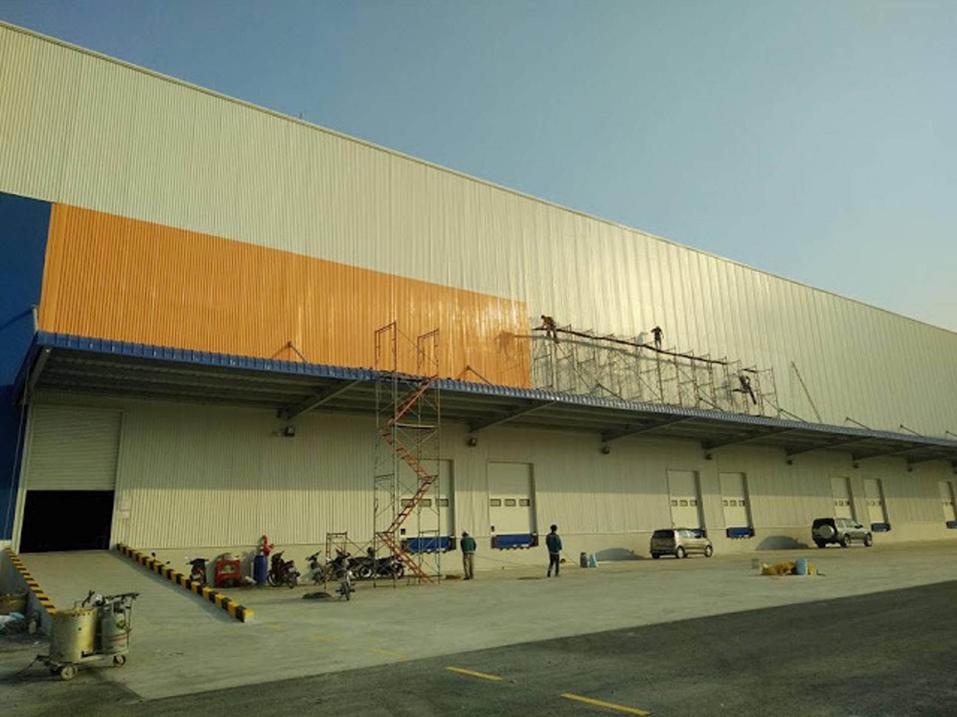 Hình ảnh minh họa mái tôn Phumy Emax, Promax & prime - Vàng kem