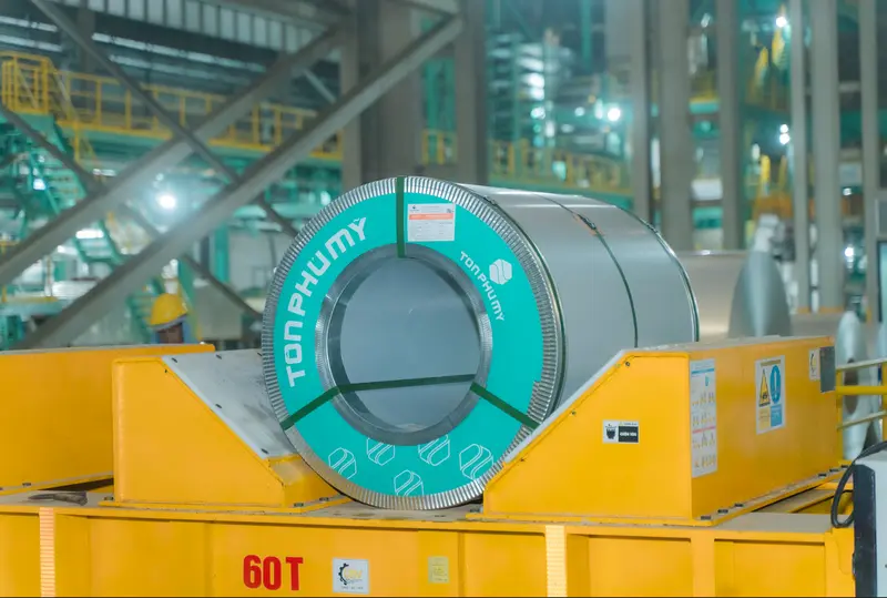 Tôn lạnh xốp có giá cao gấp 2 - 3 lần so với tôn lạnh thường