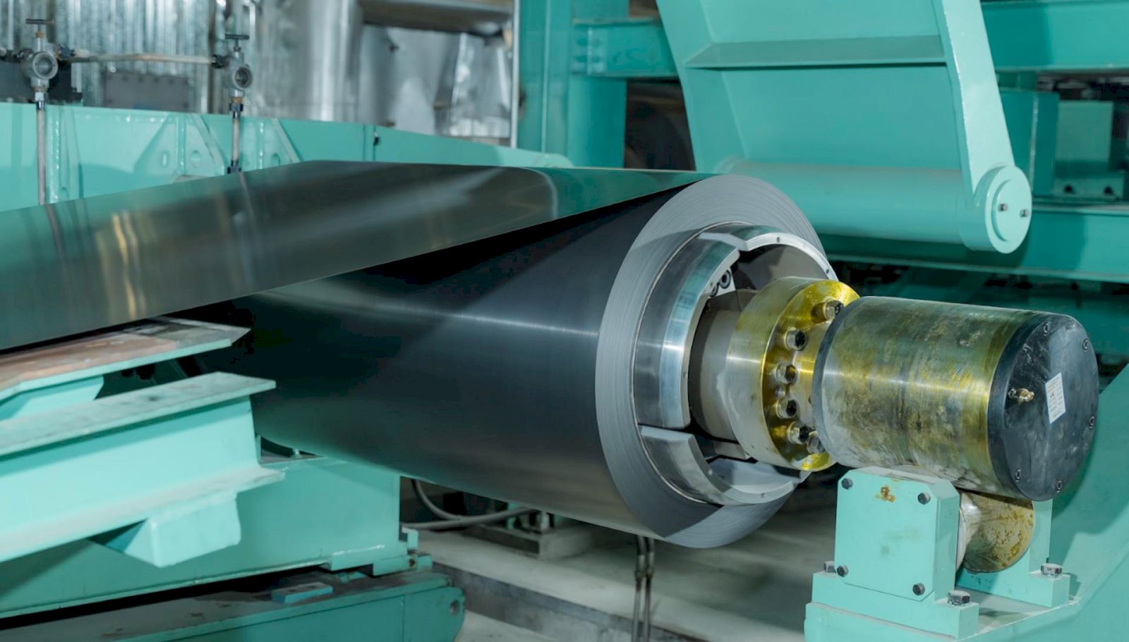 Tôn Phú Mỹ Emax có độ dày thép nền là 0.15 - 0.80 mm