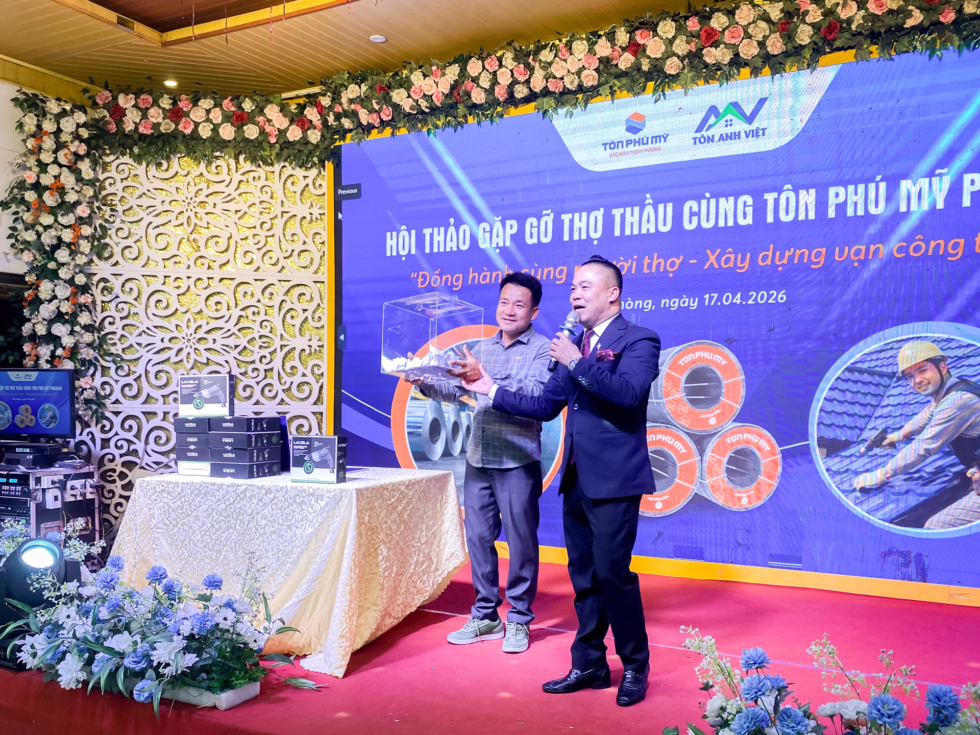Mini game bốc thăm hội thảo Tôn Phú Mỹ Tôn Anh Việt